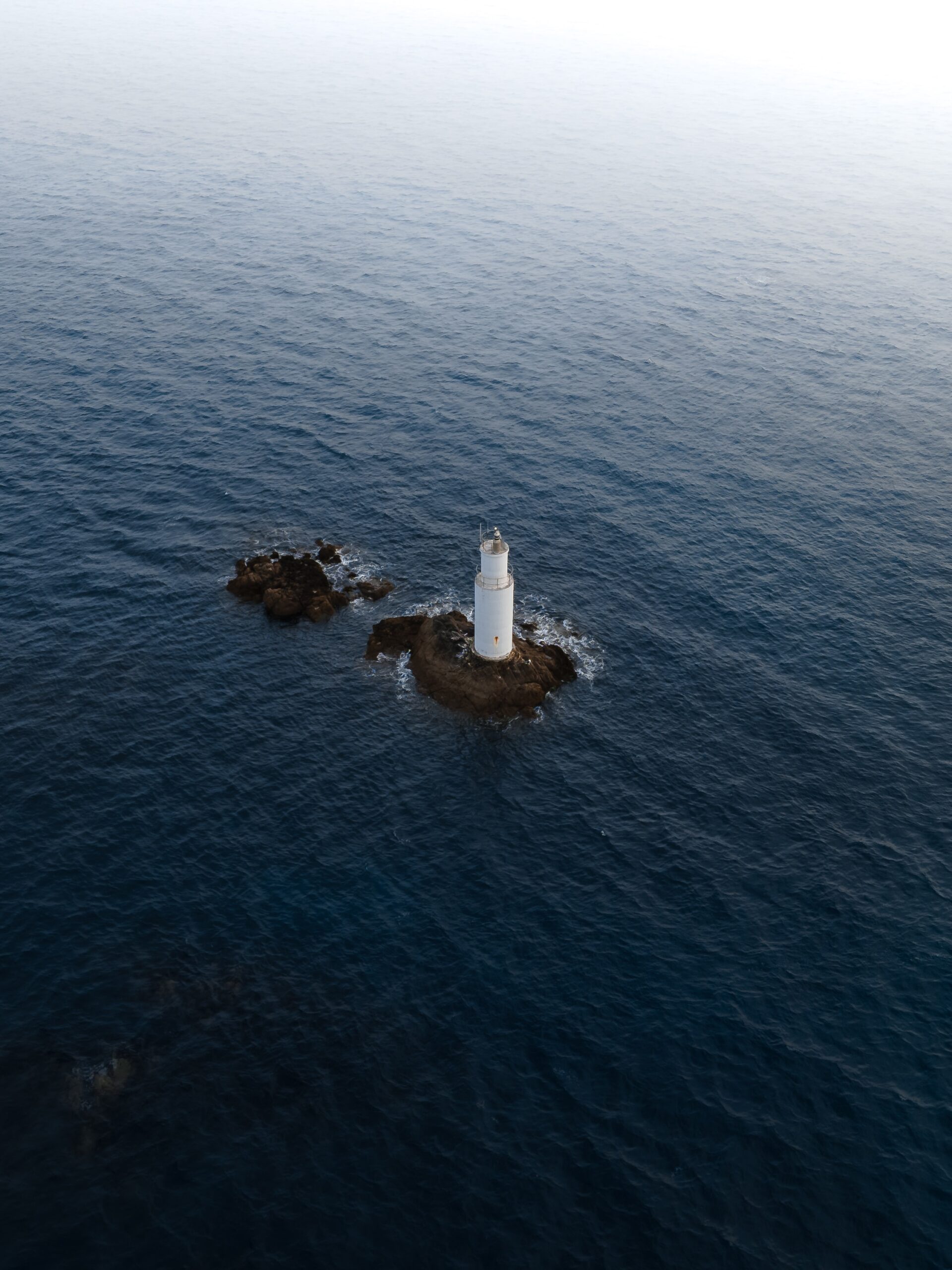 thomas-de-luze-lsNbK_oYRMQ-unsplash